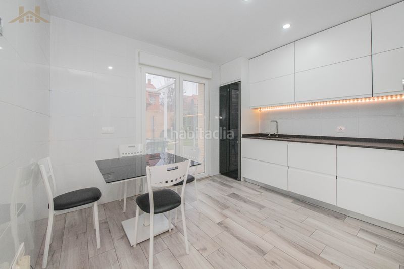 Foto 5222957e-9ade-48c5-86c5-1824cdf0e894. Maison jumelée dans calle simone de beauvoir 32 dans Rivas - Vaciamadrid