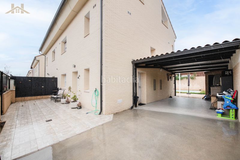 Foto 72b74e8d-a96b-4c63-a8cd-8d573e77a871. Maison jumelée dans calle simone de beauvoir 32 dans Rivas - Vaciamadrid