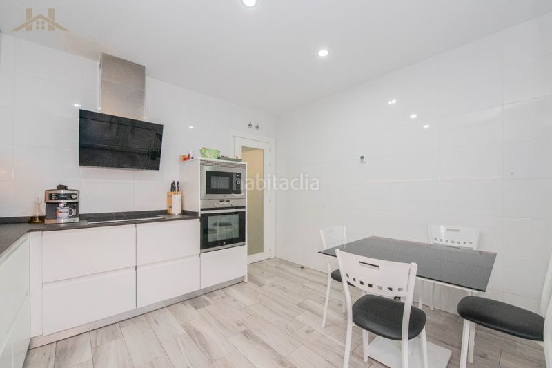 Foto 86154897-9e65-4b4c-b50f-1948e8bdf098. Maison jumelée dans calle simone de beauvoir 32 dans Rivas - Vaciamadrid