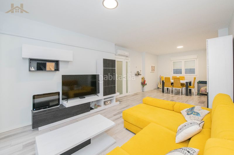 Foto cfc24e9a-fdd9-4773-85c6-617e9f139f20. Maison jumelée dans calle simone de beauvoir 32 dans Rivas - Vaciamadrid