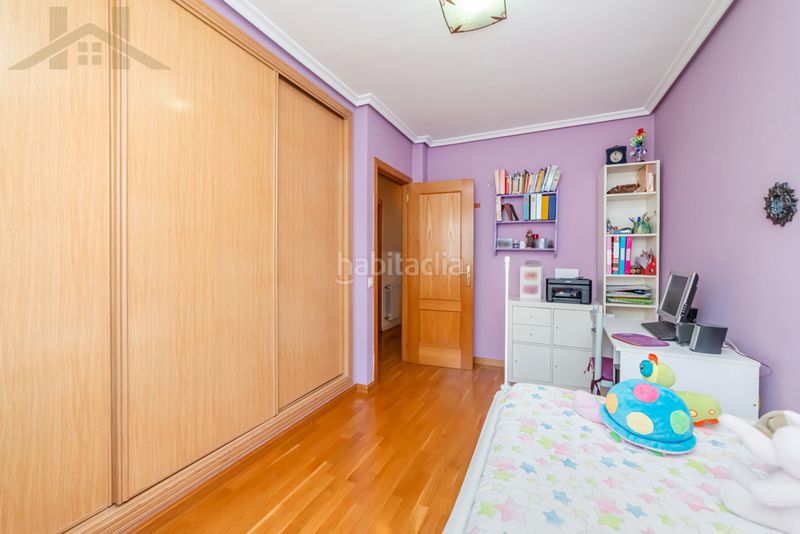 Foto 010ffec6-97e8-4c24-80c8-33ed5c4073fb. Casa aparellada amb xemeneia calefacció aparcament piscina a Rivas - Vaciamadrid