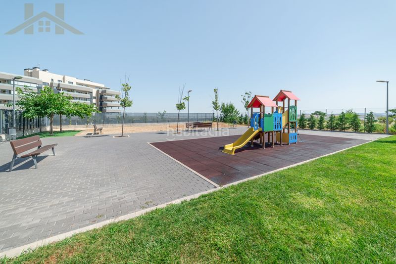 Foto a0832362-2310-4233-94c8-51e510b3c9da. Casa aparellada amb calefacció aparcament piscina a Rivas - Vaciamadrid