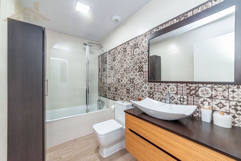 Foto f39f43a4-d1bd-4459-8376-dd907d0e1405. Casa aparellada amb calefacció aparcament piscina a Rivas - Vaciamadrid