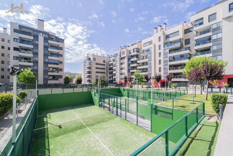 Foto 5bc2fee0-b998-462c-a0fe-7eabbf2748ad. Pis amb calefacció aparcament piscina a Centro Rivas - Vaciamadrid