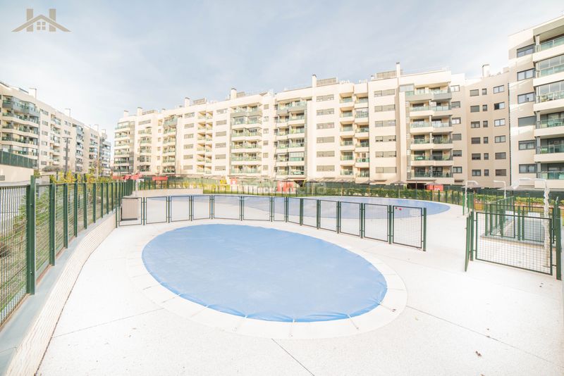 Foto ddbdf33b-0174-4945-9829-b7690e1a4e45. Pis amb calefacció aparcament piscina a Centro Rivas - Vaciamadrid