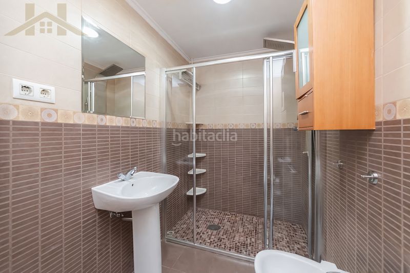 Foto 5b5c7245-521d-48e8-9682-8f6a0530e624. Casa aparellada a calle carmen martín gaite 14 a Rivas - Vaciamadrid