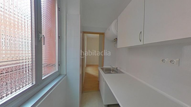 Piso oportunidad de inversión en usera: activo residencial en distrito centro en Madrid - Imagen 9
