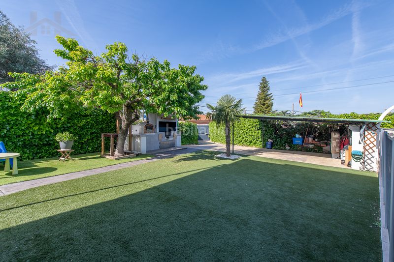 Foto 300cb69a-4adf-435b-ac6a-381774e0409b. Casa aparellada amb calefacció aparcament piscina a Arganda del Rey