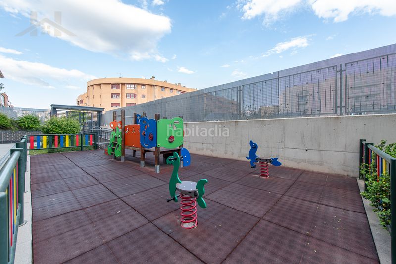 Foto b78d4a75-8d68-49f7-b9a3-666a48ec83bd. Flat with heating parking in Centro Arganda del Rey