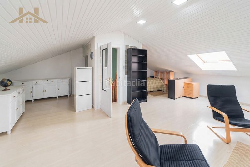 Foto 25a725e6-b661-435f-aa09-4a0bd201257d. Chalet avec chauffage piscine dans Los Villares Arganda del Rey