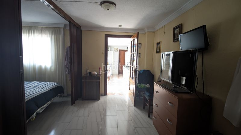 Foto d92759a7-2f21-43e8-a4c0-3cf7350601f4. Casa adossada a Peligros