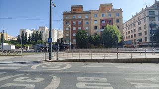 Rent Flat in Avenida de la constitución 50. Piso reformado a estrenar sin muebles en hospital ruiz de alda –