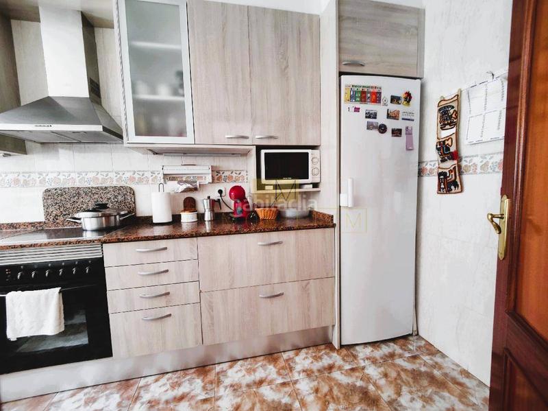 Foto c8483f0a-24ce-4b4b-aadd-1946606dcd7a. Casa amb calefacció aparcament a La Collada-Sis Camins Vilanova i la Geltrú