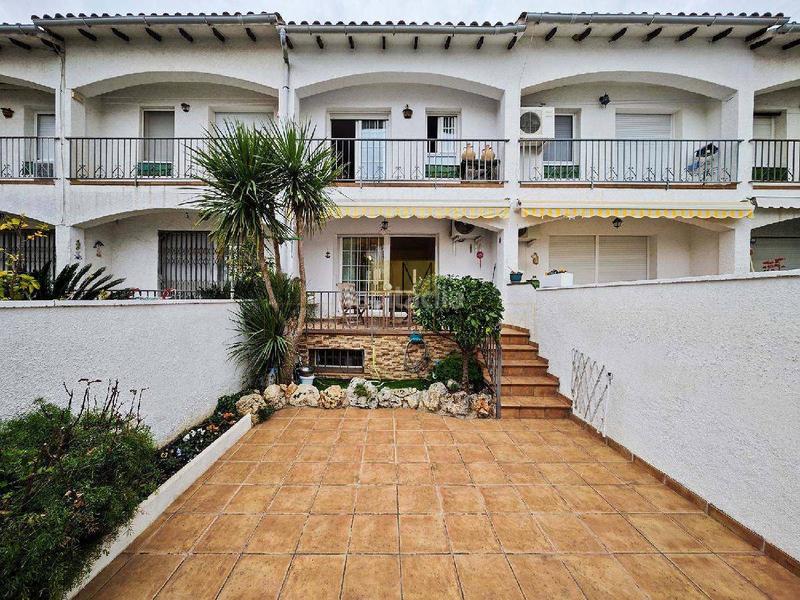 Foto aab6be99-b316-4105-b047-1632f3e16bc0. Casa reformada y con ubicación perfecta en Calafell residencial Calafell