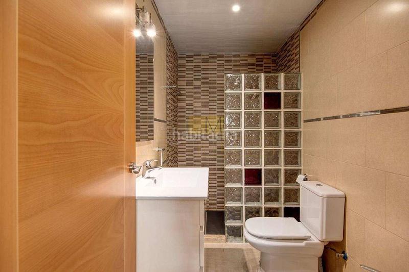 Foto b736dc96-a826-4114-893e-58cfcf26a94d. Casa reformada y con ubicación perfecta en Calafell residencial Calafell