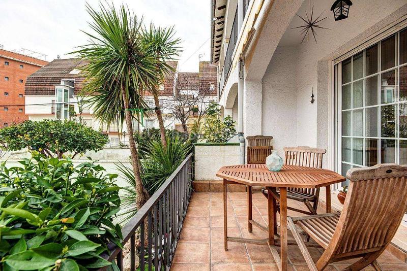 Foto d527ff10-f28a-4b88-9541-30793b635b1a. Casa reformada y con ubicación perfecta en Calafell residencial Calafell