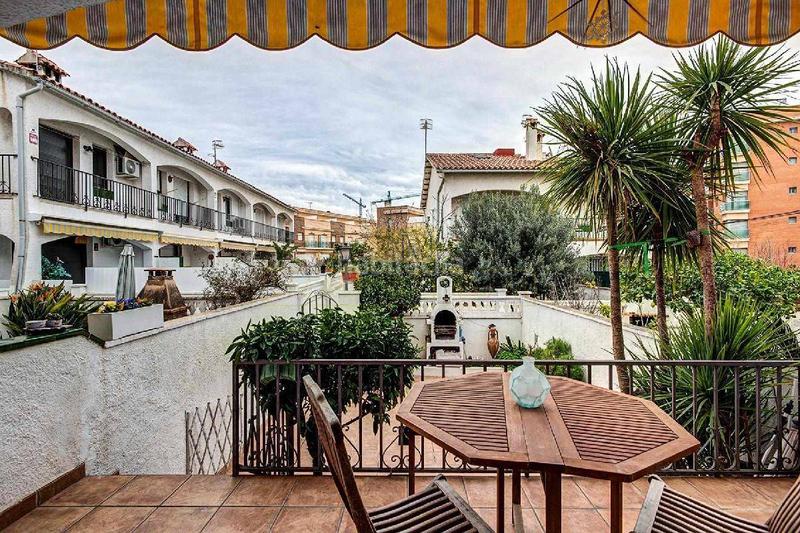 Foto d66e576c-0cb1-4634-b894-00afa7e74260. Casa reformada y con ubicación perfecta en Calafell residencial Calafell