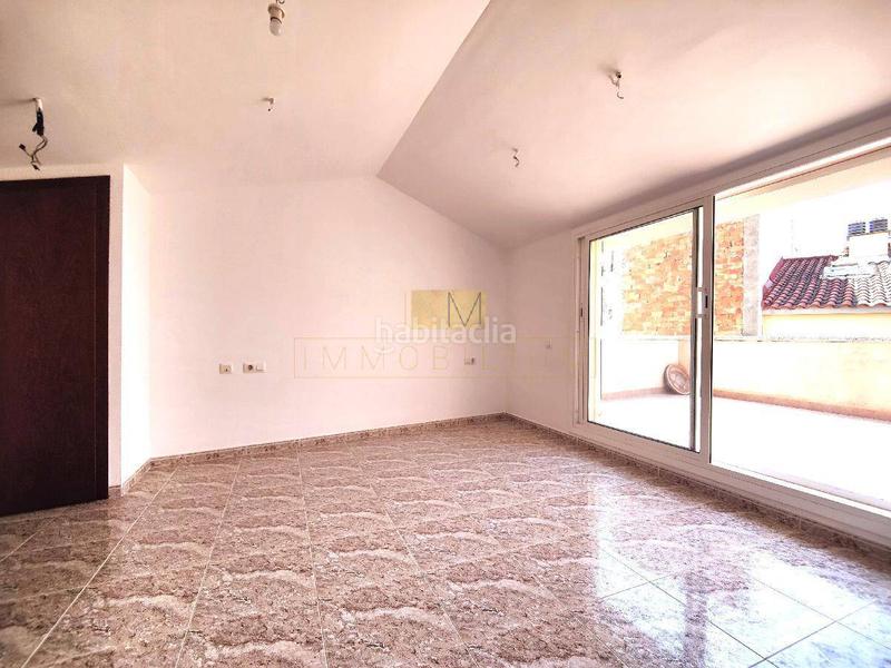 Foto 426b7b8d-0fd5-4215-8707-e84d8c1d57cd. Dúplex  con doble terraza en pleno centro funcionalidad, amplitud y ubicación inmejorable en Cubelles