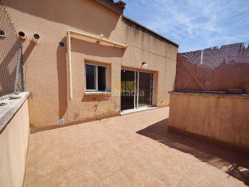 Foto 473b0b2d-b95a-469c-ba89-8c2c5920da18. Dúplex  con doble terraza en pleno centro funcionalidad, amplitud y ubicación inmejorable en Cubelles