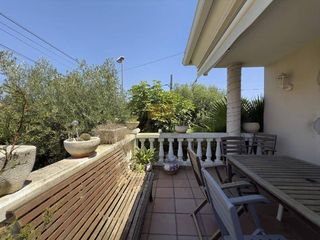Haus in Vallpineda - Rocamar. Vivir despejado amplitud real, jardín propio y una casa que se s