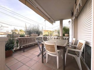 Casa a Vallpineda - Rocamar. Vivir despejado amplitud real, jardín propio y una casa que se s