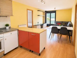 Appartement à Aínsa - Sobrarbe. Buen piso.