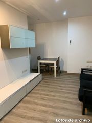 Loft  Carrer de lleida. Loft en planta baja con acceso directo, buena orientación y espa
