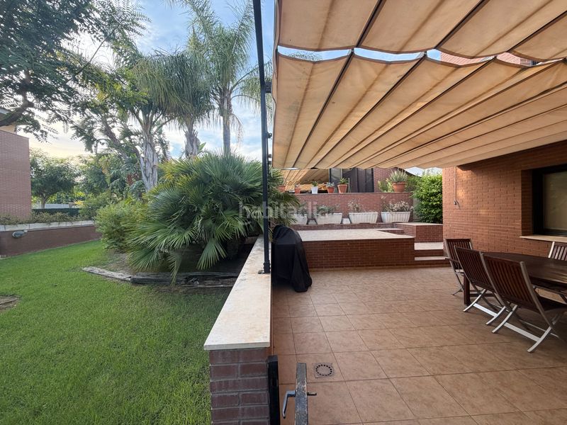 Foto 4a6e3c84-6d2a-4a85-9503-082702fd4eff. Semi detached house in carrer de santiago costa 7 in Cambrils