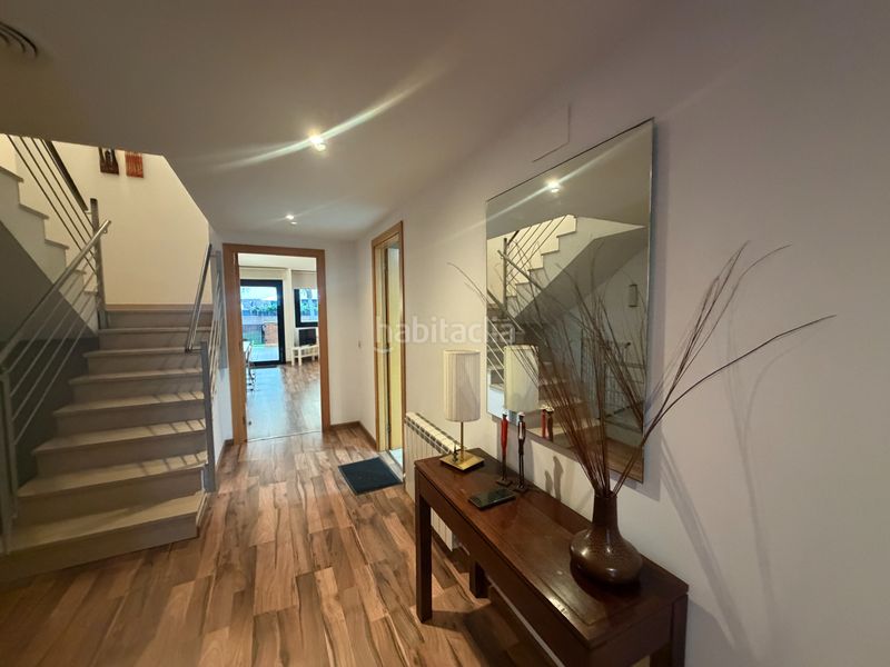 Foto 4cef705e-58f8-4c4e-a20a-cd1bffd75cc8. Semi detached house in carrer de santiago costa 7 in Cambrils