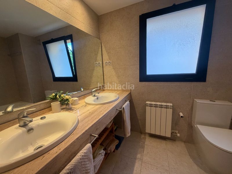 Foto ec4756fc-5641-4193-94b9-ce7ccfaf86ad. Semi detached house in carrer de santiago costa 7 in Cambrils
