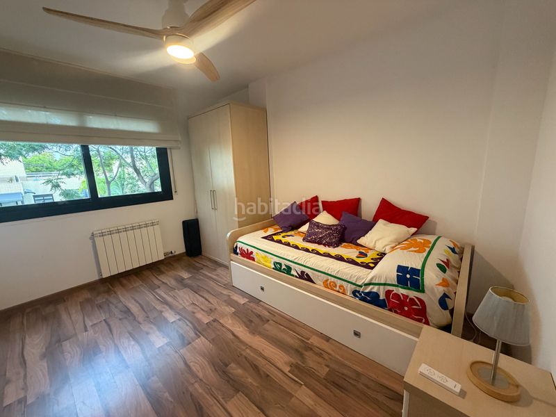 Foto fca2e76f-7b4e-47e0-a0ca-fc8672dbeea0. Semi detached house in carrer de santiago costa 7 in Cambrils
