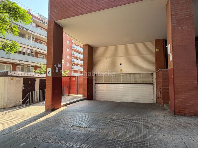 Foto 1bd27471-d1df-4614-8b68-ed36d5501800. Posto auto in carrer de fuster valldeperes 1 in Llevant Reus