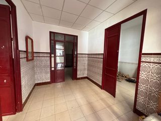 Casa  Calle lacárcel. ¡descubre tu nuevo hogar en el corazón de santiago de la ribera!