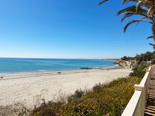 Casa aparellada  Carrer sacanit. Chalet independiente con vistas al mar y gran terraza junto a la