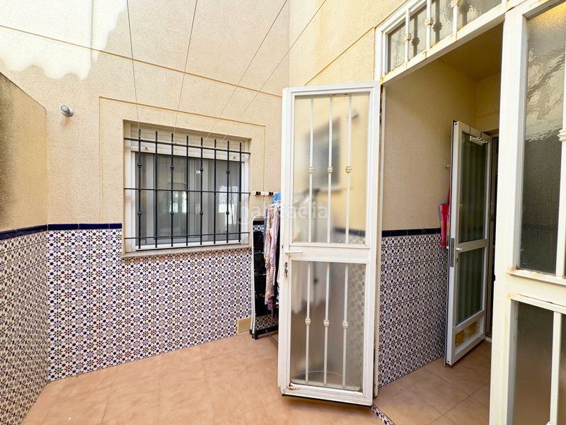 Foto 88a612a0-1a15-4bc5-985b-914ca540cdac. Semi detached house with parking in Torre de la Horadada Pilar de la Horadada
