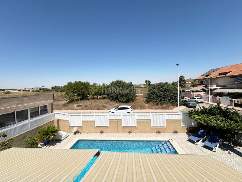 Foto 84b2efc6-6967-49c5-928f-761be3e421dc. Xalet amb xemeneia aparcament piscina a Santiago de La Ribera San Javier