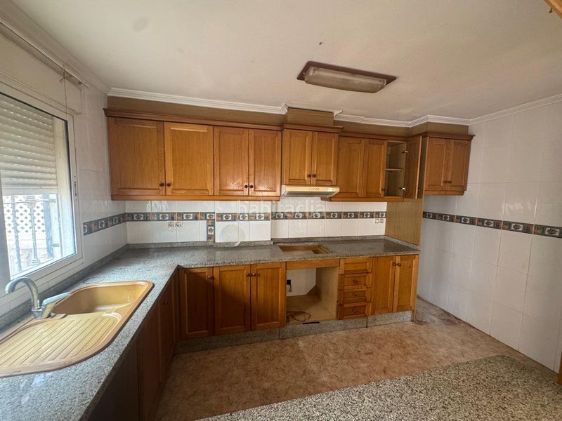 Foto 81ba7fe1-e83e-429b-97f0-f7f4d109b098. Casa adossada amb aparcament piscina a Roda San Javier