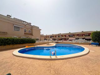 Semi detached house  Calle budapest. Tu oportunidad en la costa murciana