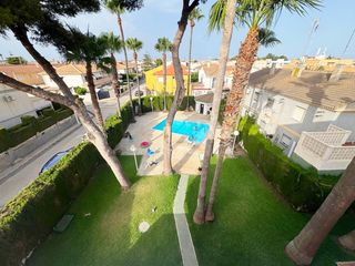 �tic  Calle camelias. �tico con piscina comunitaria en santiago de la ribera