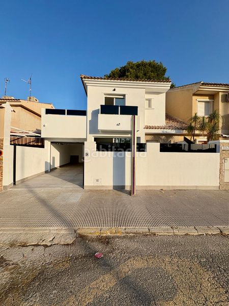 Foto 9c14108c-2b31-48a5-a744-db5fb6c49b16. Casa adossada amb calefacció aparcament a Santiago de La Ribera San Javier