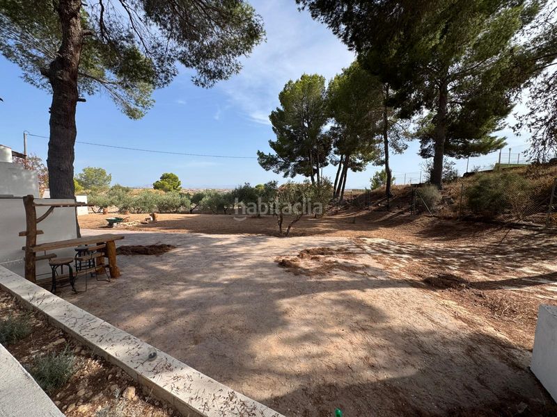 Foto 595f66f1-cfc6-4039-99cb-ced12def270f. Masia amb xemeneia calefacció aparcament a Sucina Murcia