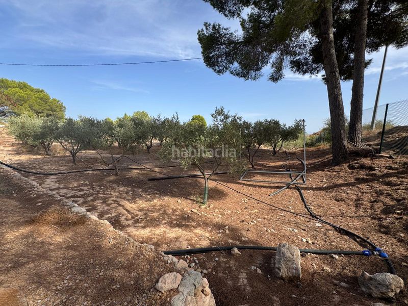 Foto a6eb575c-8958-4c13-a6f8-3758776dee14. Masia amb xemeneia calefacció aparcament a Sucina Murcia