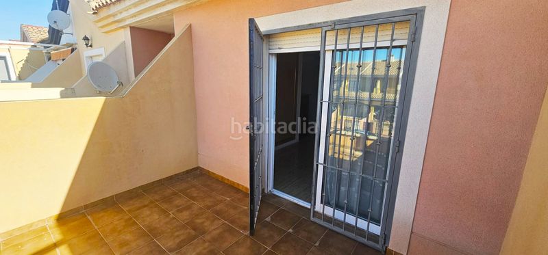 Foto d1b66d99-9e5e-4e35-aec5-fbdfa535f7bb. Casa adossada amb calefacció aparcament piscina a San Javier