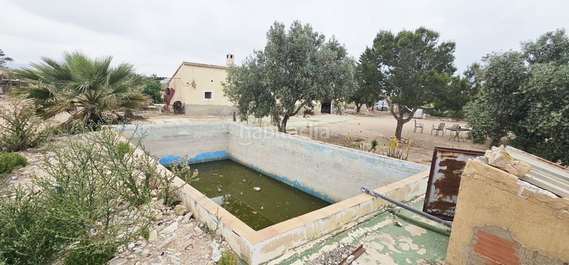 Foto c7c80193-9956-4135-b30a-0a7ab0942608. Masia amb xemeneia a Jerónimo y Avileses Murcia