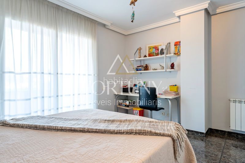 Foto cde7f1ab-5a61-4fe0-99f6-4068837ee0d6. Casa amb aparcament piscina a Catllar (El)