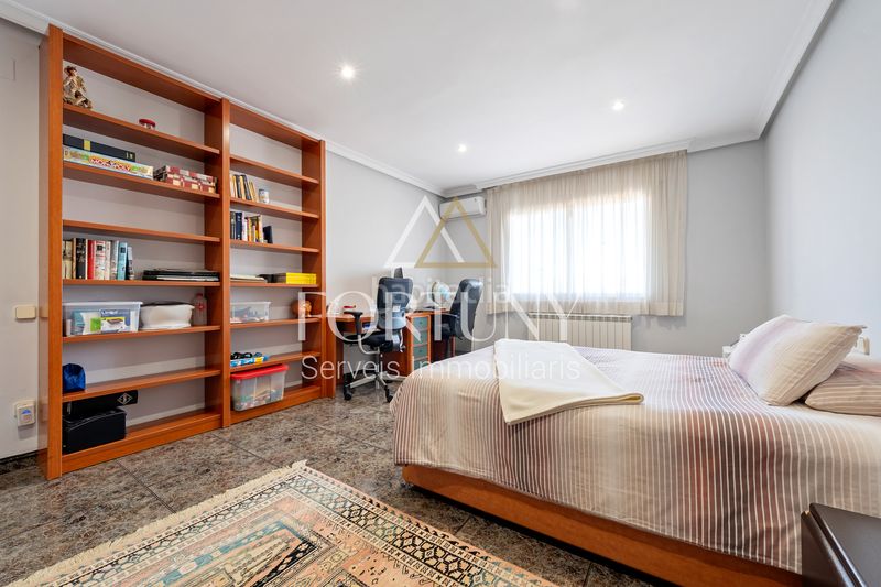 Foto dab78f74-8cb8-469b-825f-4302fa28e905. Casa amb aparcament piscina a Catllar (El)
