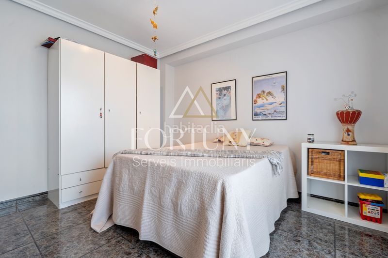 Foto dfb57521-c0f0-4bf6-8b38-eeda4d5a72e6. Casa amb aparcament piscina a Catllar (El)