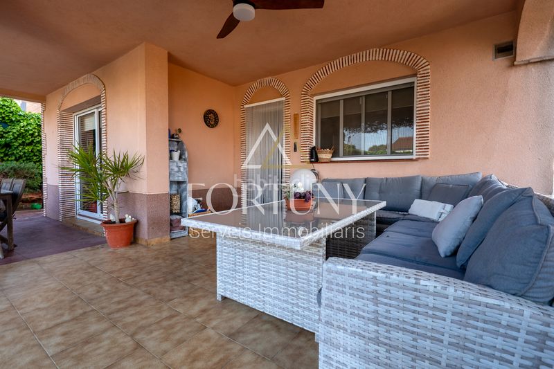 Foto e952c0bb-290b-4480-95b4-2bdef30f2fa3. Casa amb aparcament piscina a Catllar (El)