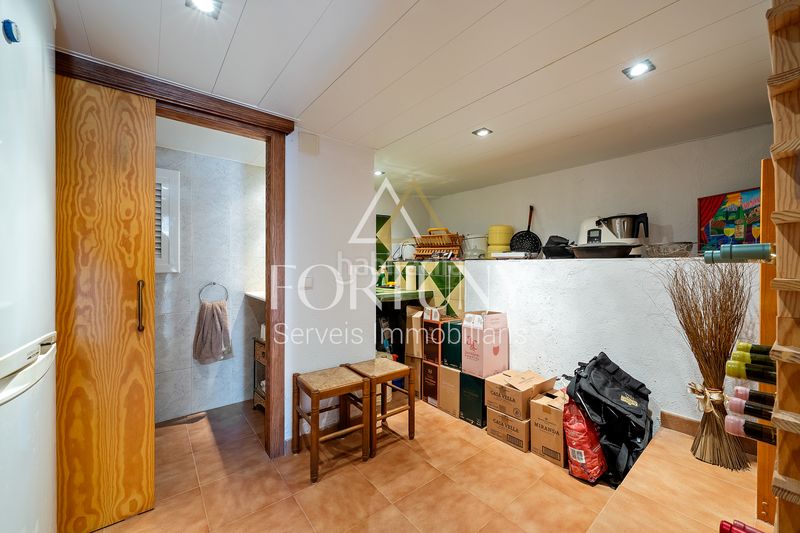Foto b31ad204-981b-4ff9-bfd2-fede14646fef. Casa amb aparcament piscina a La Mora Tarragona