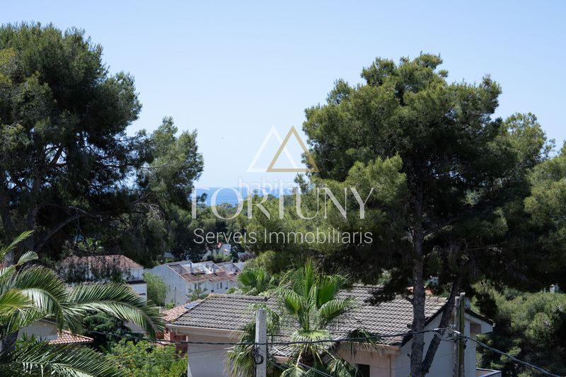 Foto bdce4113-3a67-41f9-a6df-bf6cd38ca234. Casa amb aparcament piscina a La Mora Tarragona